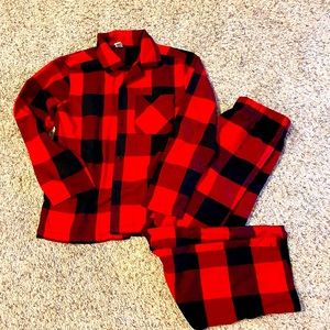 Old Navy Family matching Christmas pajamas